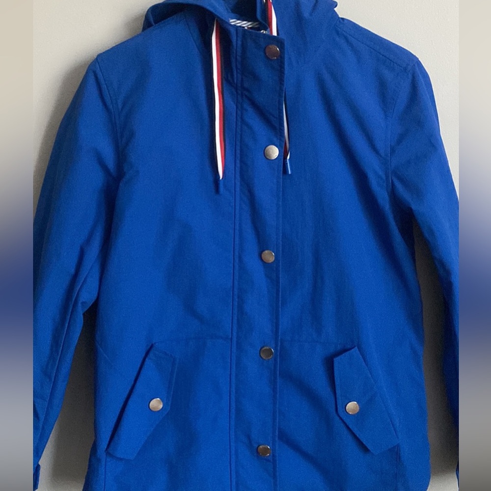Women’s tommy coat